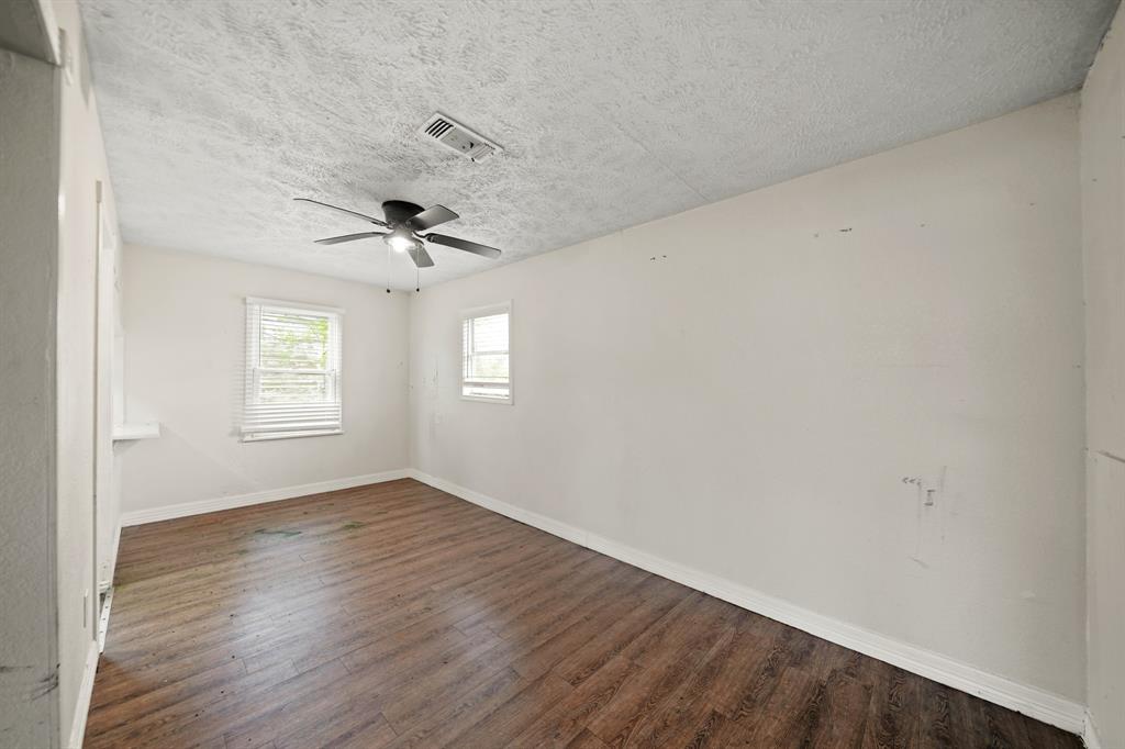 606 W 7th Street, Freeport, Texas image 7