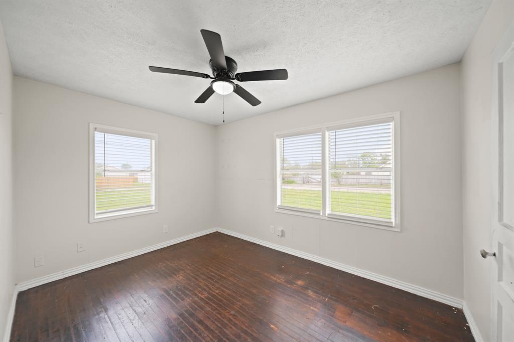 606 W 7th Street, Freeport, Texas image 13
