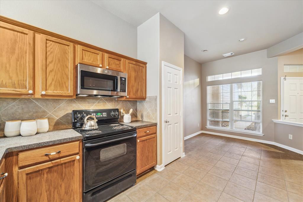 8946 Silent Willow Lane Ln, Sugar Land, Texas image 15