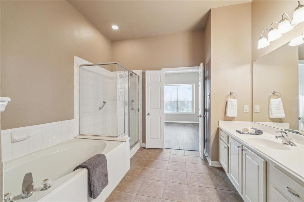 8946 Silent Willow Lane Ln, Sugar Land, Texas image 19