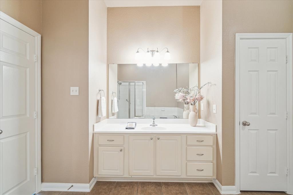 8946 Silent Willow Lane Ln, Sugar Land, Texas image 21