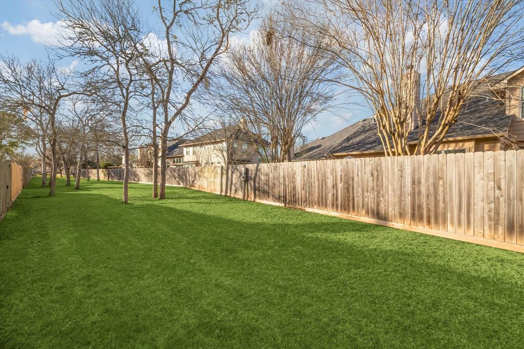 8946 Silent Willow Lane Ln, Sugar Land, Texas image 29