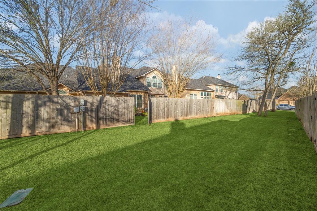 8946 Silent Willow Lane Ln, Sugar Land, Texas image 28