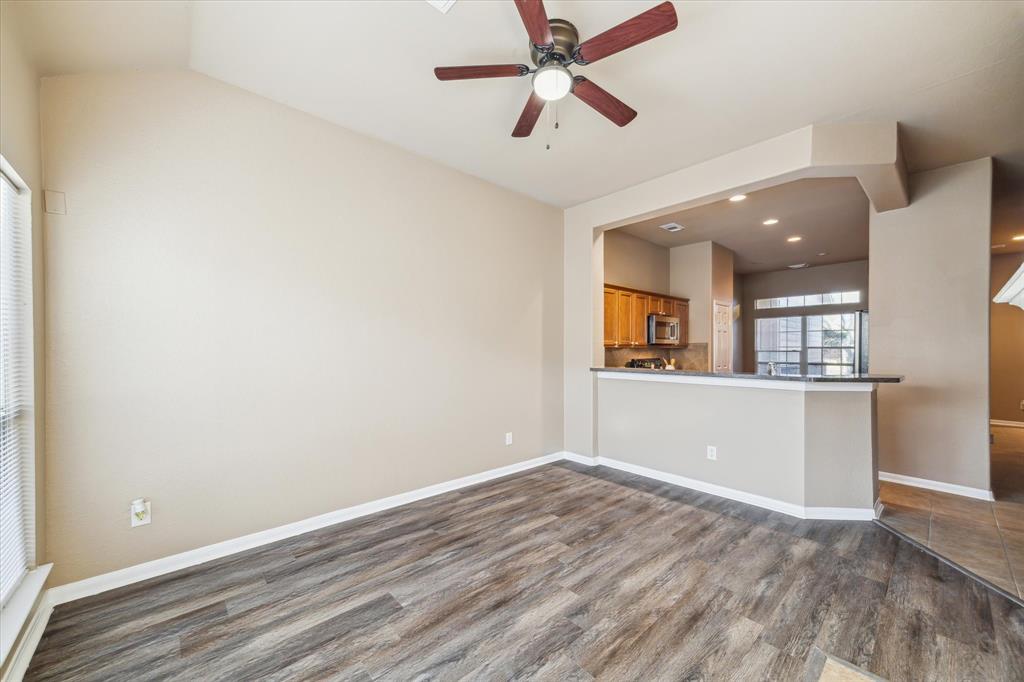 8946 Silent Willow Lane Ln, Sugar Land, Texas image 4