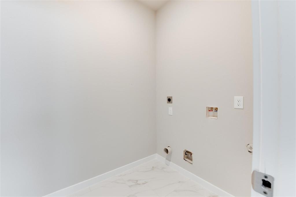 6615 Ezzard Charles Lane, Houston, Texas image 27