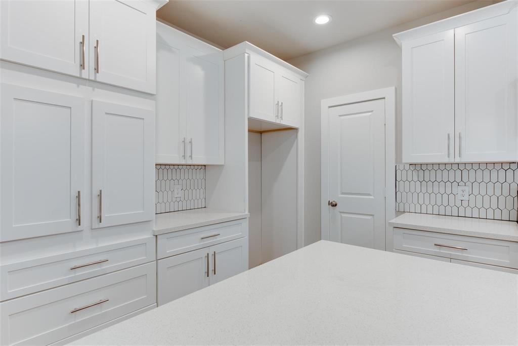 6615 Ezzard Charles Lane, Houston, Texas image 11