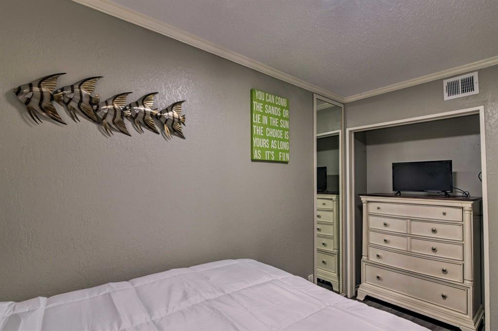 6102 Seawall Boulevard #203, Galveston, Texas image 12