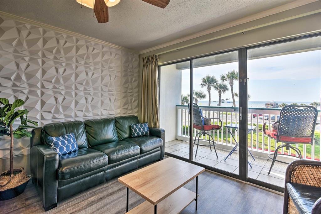 6102 Seawall Boulevard #203, Galveston, Texas image 4