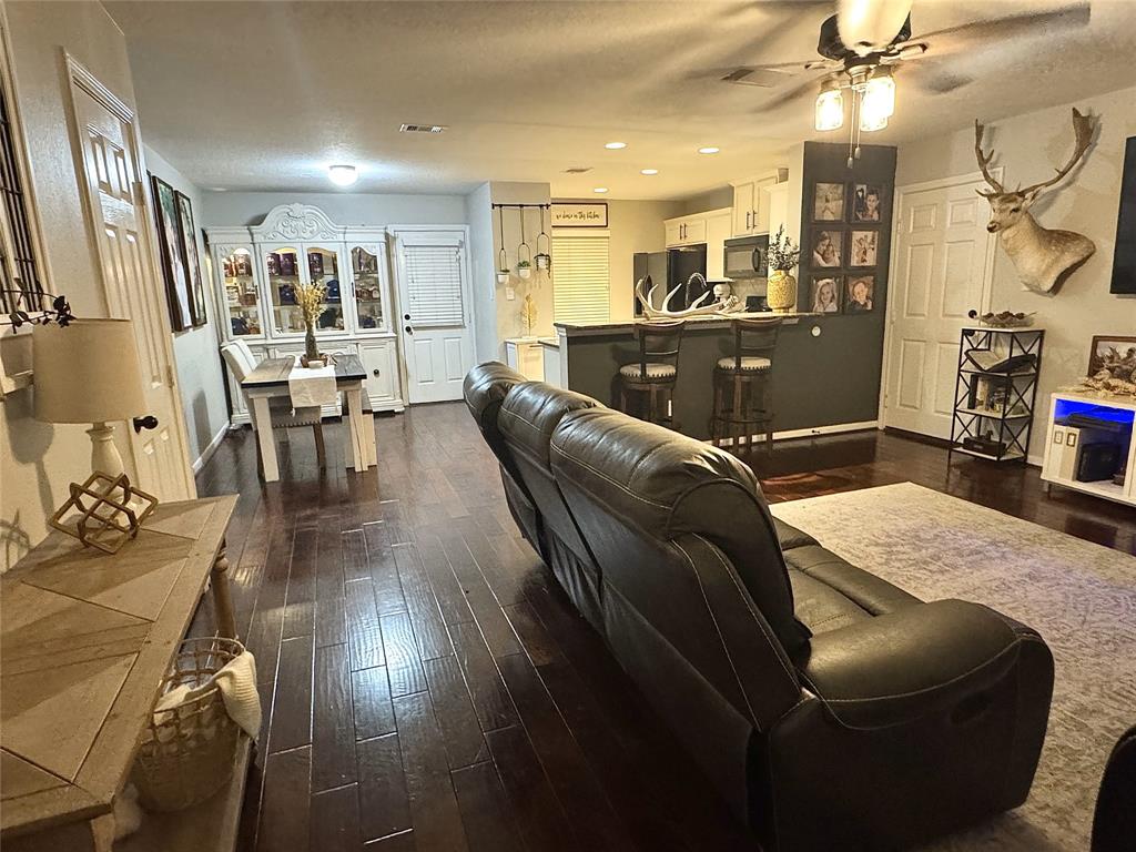 80 County Road 2245, Cleveland, Texas image 4