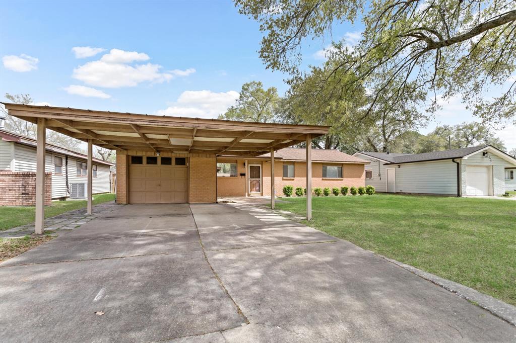 265 Enfield Lane, Beaumont, Texas image 3