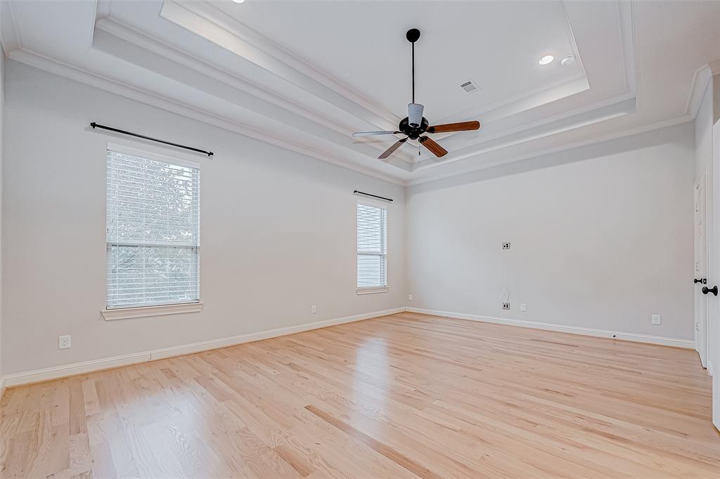 Houston, Texas 77008, United States, 3 Bedrooms Bedrooms, ,3 BathroomsBathrooms,Residential,Pending,14386