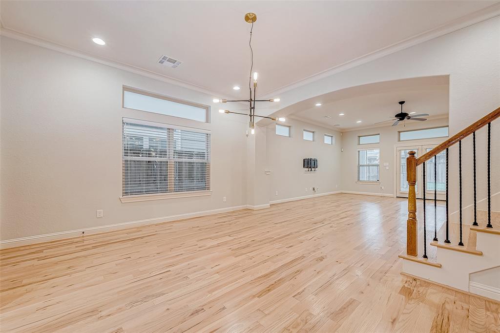 Houston, Texas 77008, United States, 3 Bedrooms Bedrooms, ,3 BathroomsBathrooms,Residential,Pending,14386