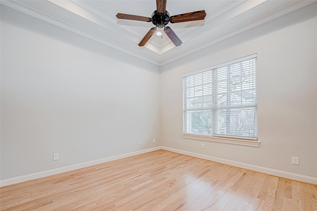 Houston, Texas 77008, United States, 3 Bedrooms Bedrooms, ,3 BathroomsBathrooms,Residential,Pending,14386