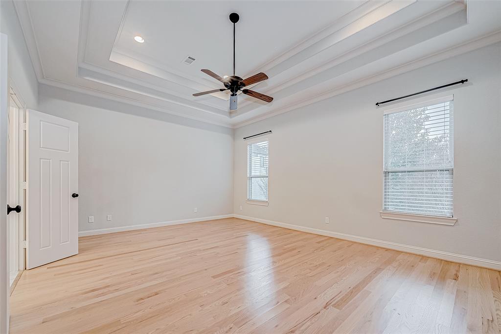 Houston, Texas 77008, United States, 3 Bedrooms Bedrooms, ,3 BathroomsBathrooms,Residential,Pending,14386