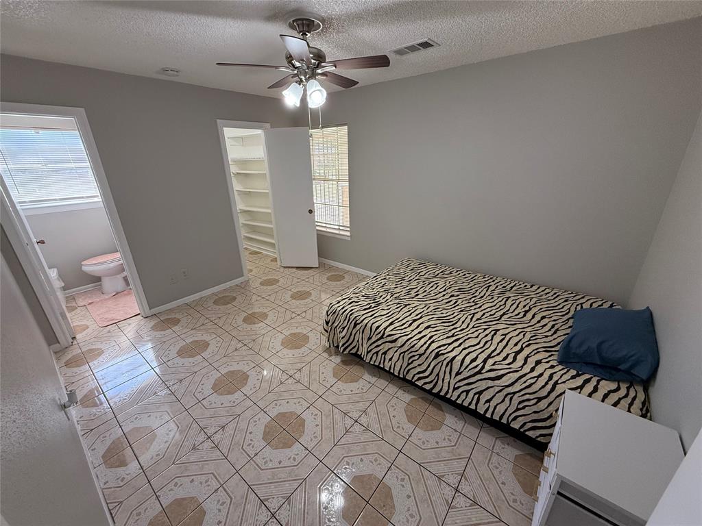 7231 Willowtex Drive, Houston, Texas image 9