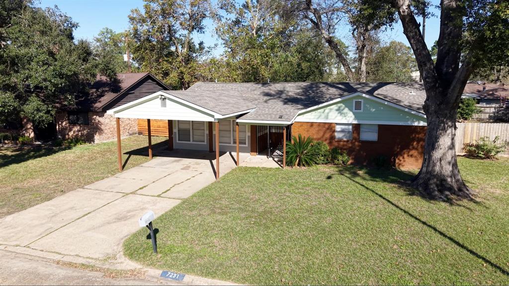 7231 Willowtex Drive, Houston, Texas image 1
