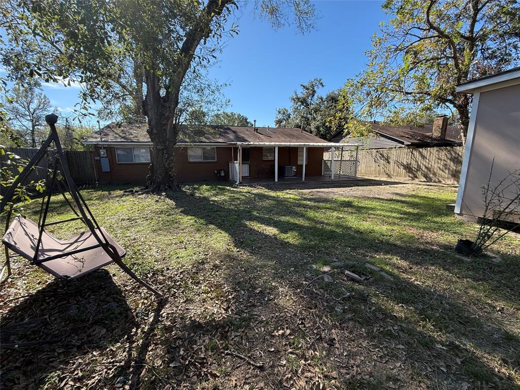 7231 Willowtex Drive, Houston, Texas image 21