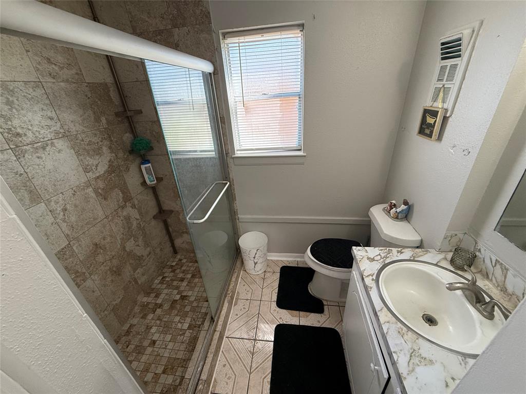 7231 Willowtex Drive, Houston, Texas image 12