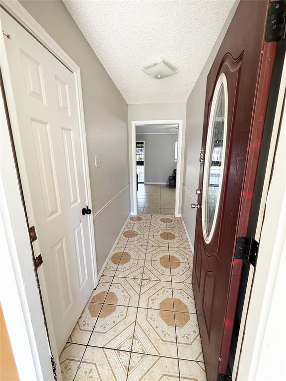 7231 Willowtex Drive, Houston, Texas image 4
