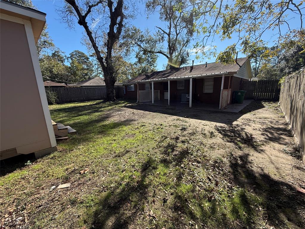 7231 Willowtex Drive, Houston, Texas image 23