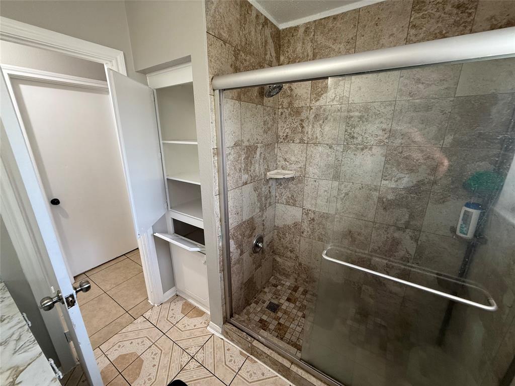 7231 Willowtex Drive, Houston, Texas image 13