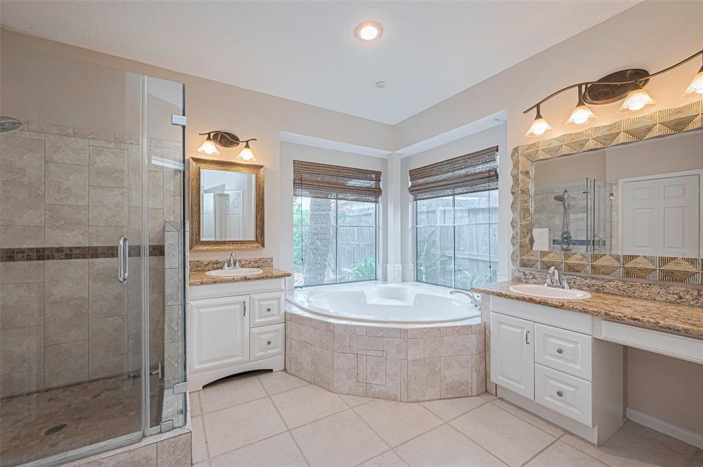 4530 Lakeside Meadow Drive, Missouri City, Texas image 31