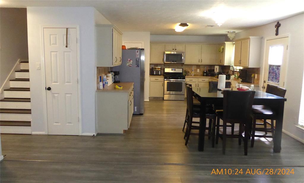 Photo 5 of 11 of 2647 Whitinham Drive house