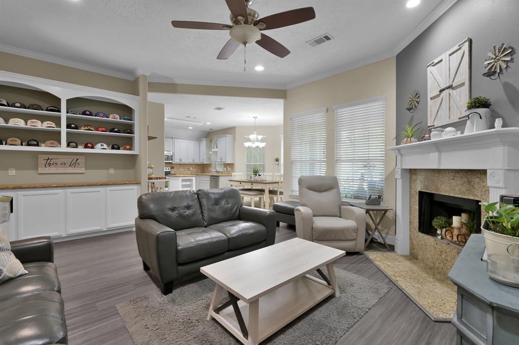 3034 Pine Chase Drive, Montgomery, Texas image 7