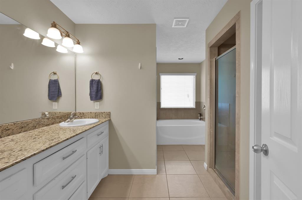 3034 Pine Chase Drive, Montgomery, Texas image 16