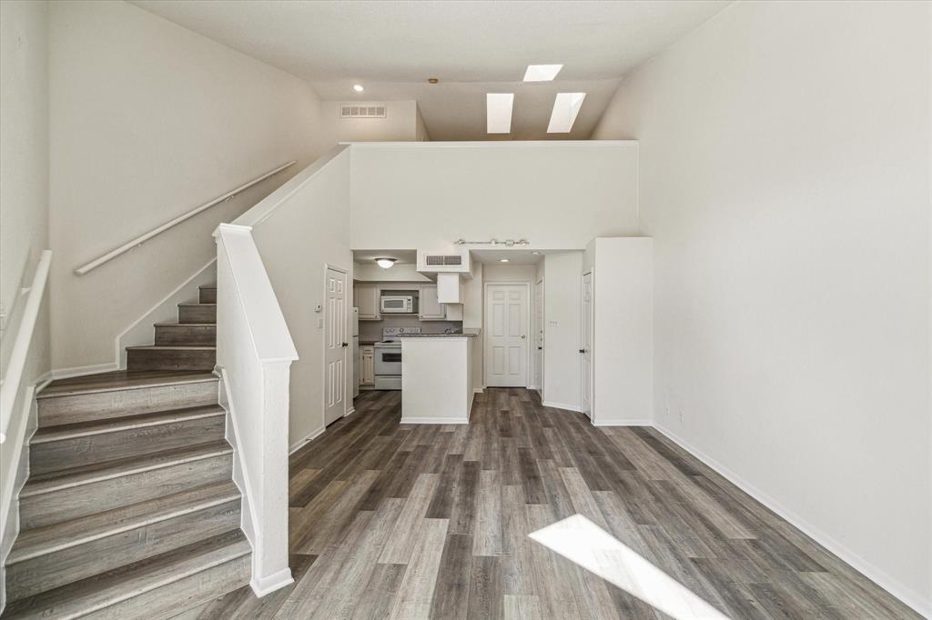10855 Meadowglen Lane #1030, Houston, Texas image 2
