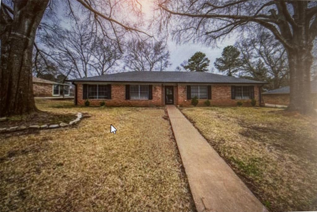 3729 Linda Kaye Dr Dr, Longview, Texas image 1