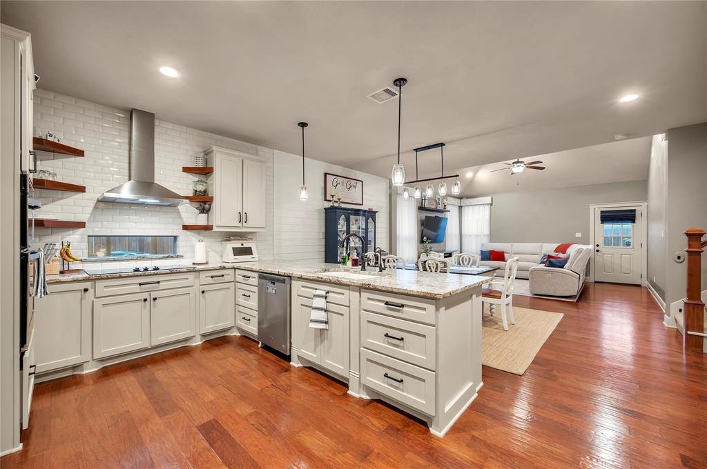 10252 Sunset Lane