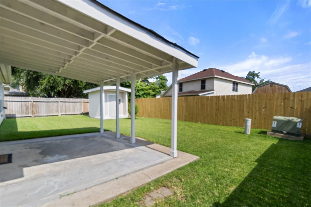 5410 Thyme Lane, Baytown, Texas image 37