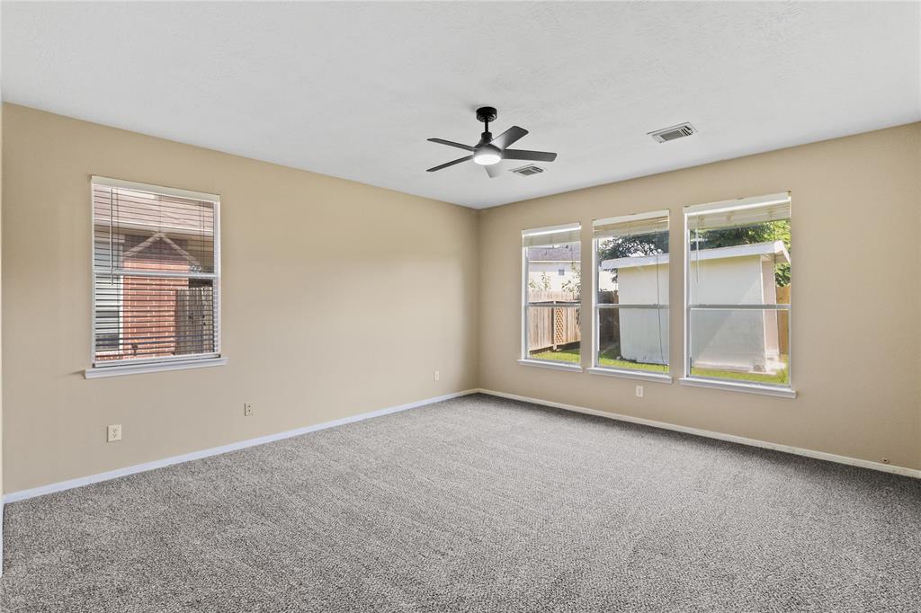 5410 Thyme Lane, Baytown, Texas image 23