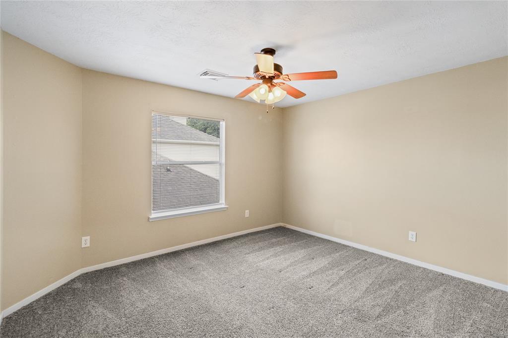 5410 Thyme Lane, Baytown, Texas image 35
