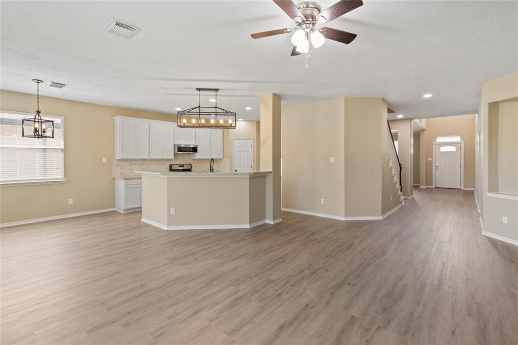 5410 Thyme Lane, Baytown, Texas image 17