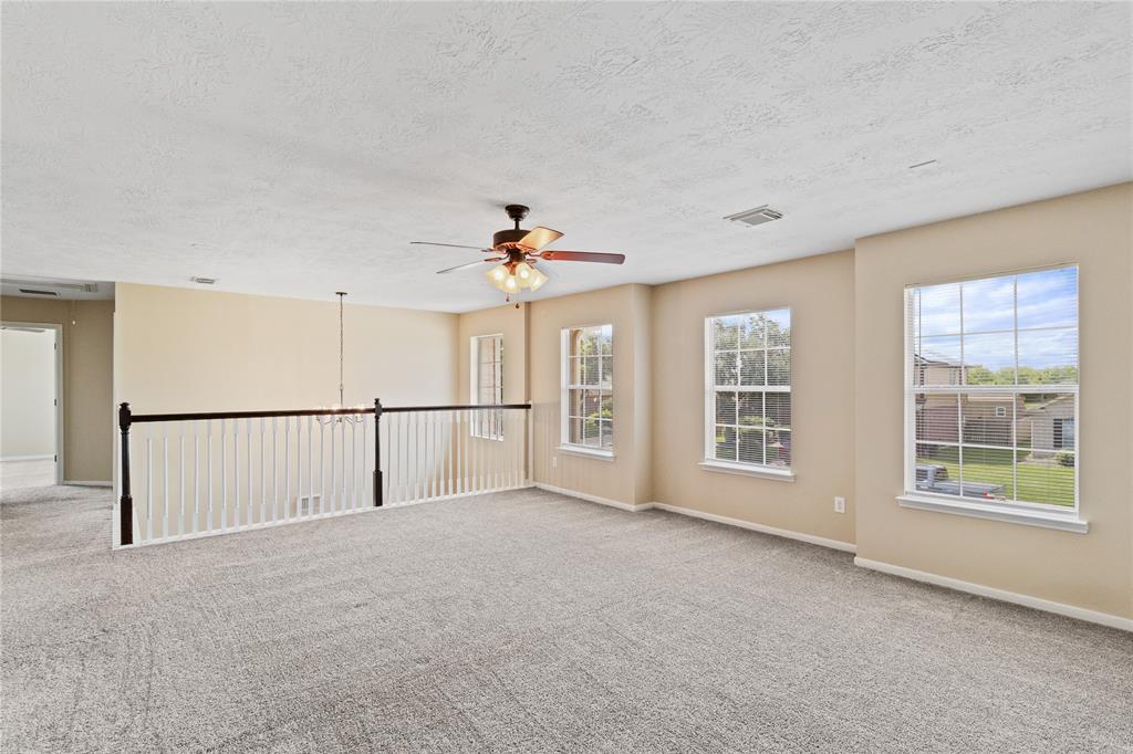 5410 Thyme Lane, Baytown, Texas image 31
