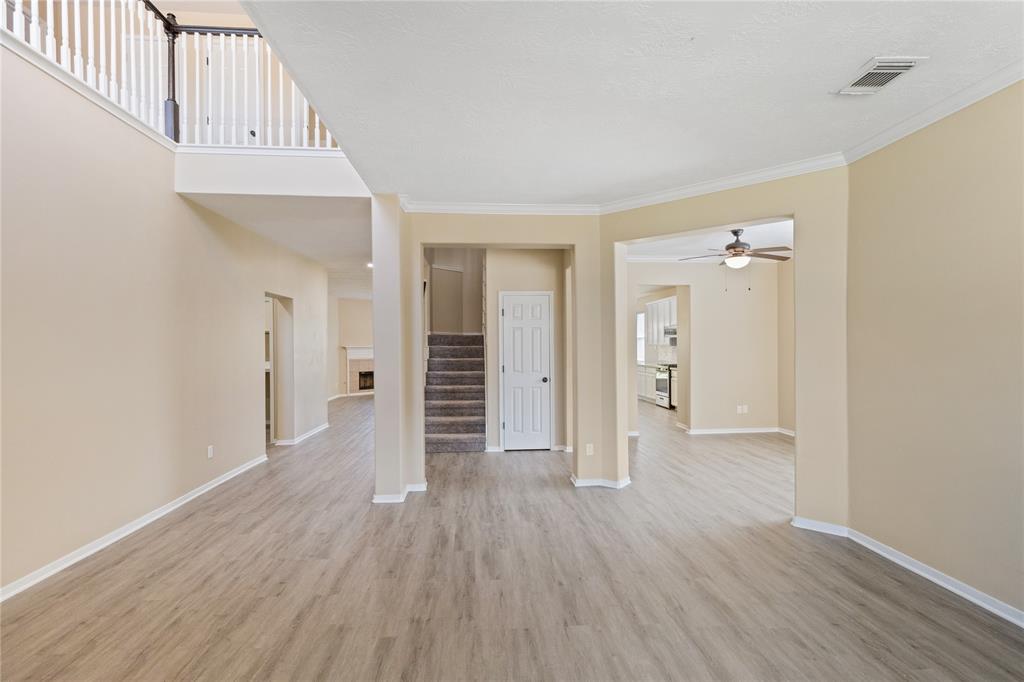 5410 Thyme Lane, Baytown, Texas image 9