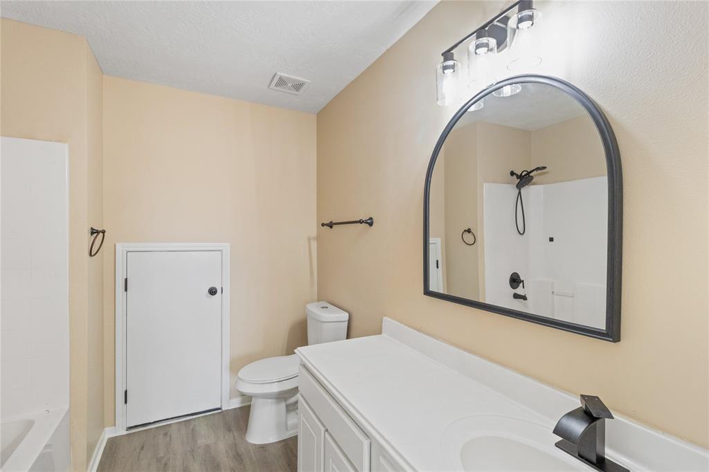 5410 Thyme Lane, Baytown, Texas image 33