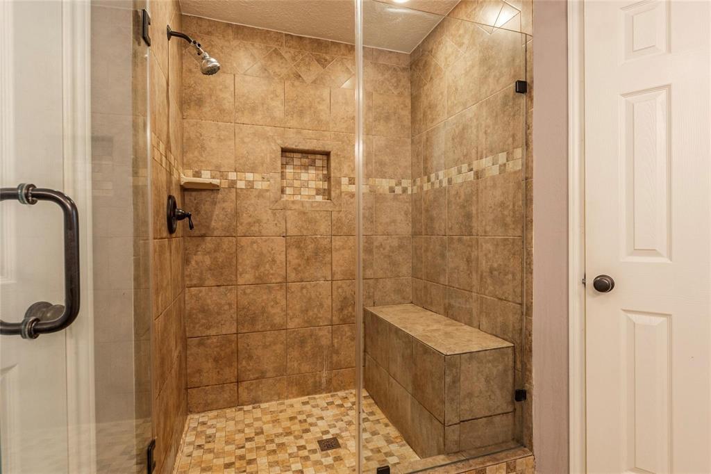 3801 Trailwood Drive, Baytown, Texas image 14