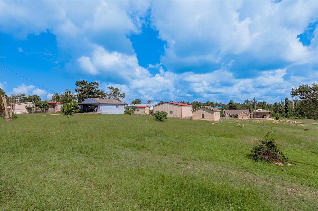 279 S Oak Lee Drive, Onalaska, Texas image 5