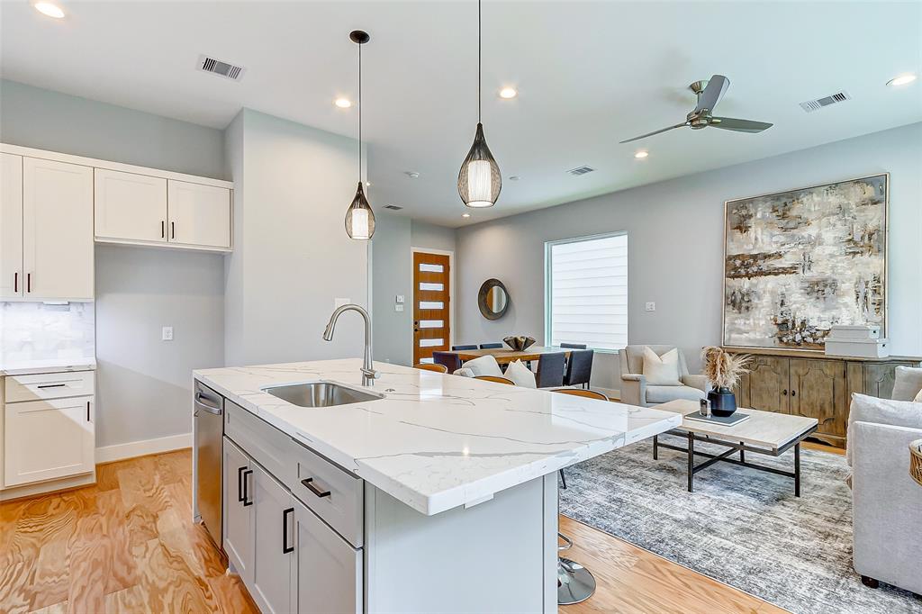 1838 W Tidwell Road, Houston, Texas image 16