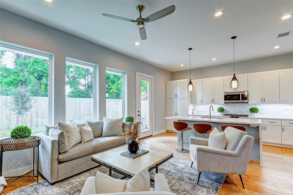 1838 W Tidwell Road, Houston, Texas image 10