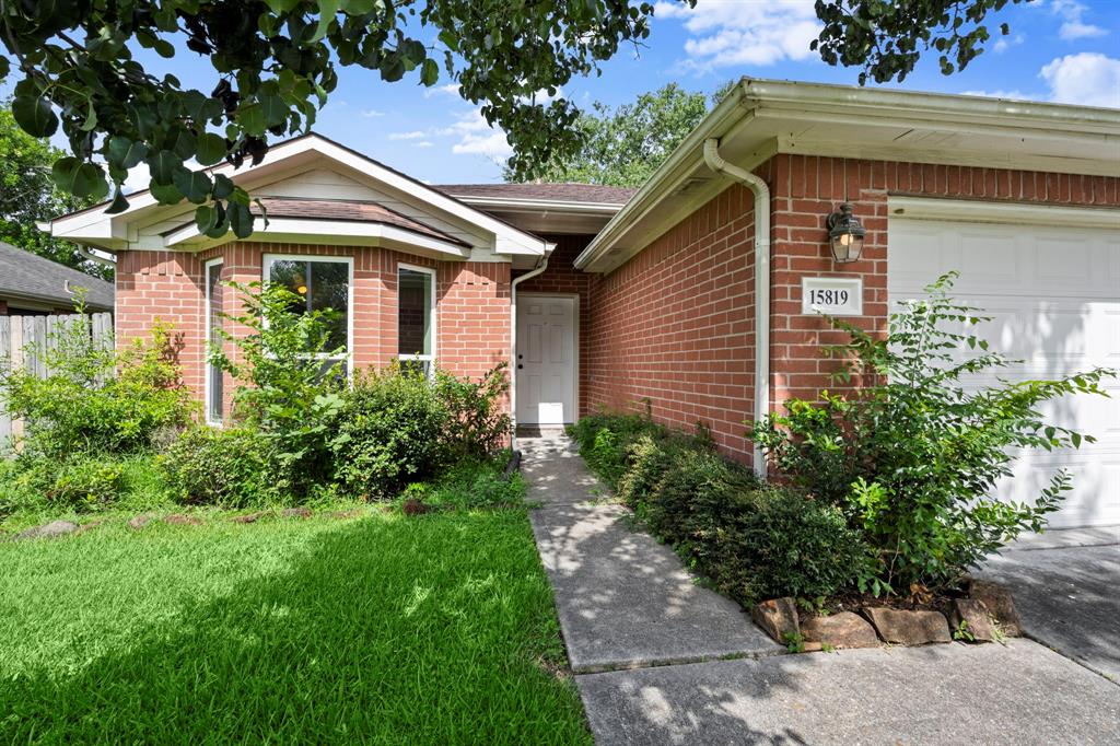 15819 Nutcracker Court