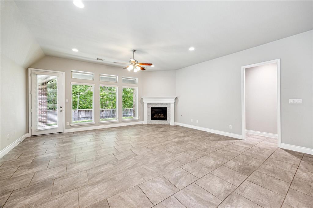 253 Trillium Park Loop, Conroe, Texas image 12