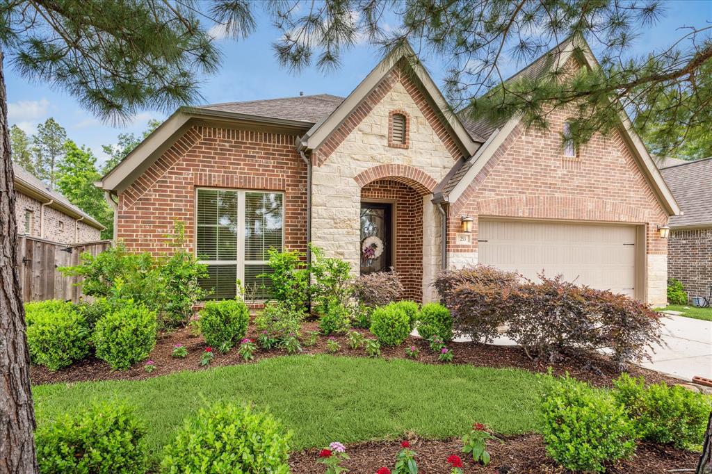 253 Trillium Park Loop, Conroe, Texas image 2