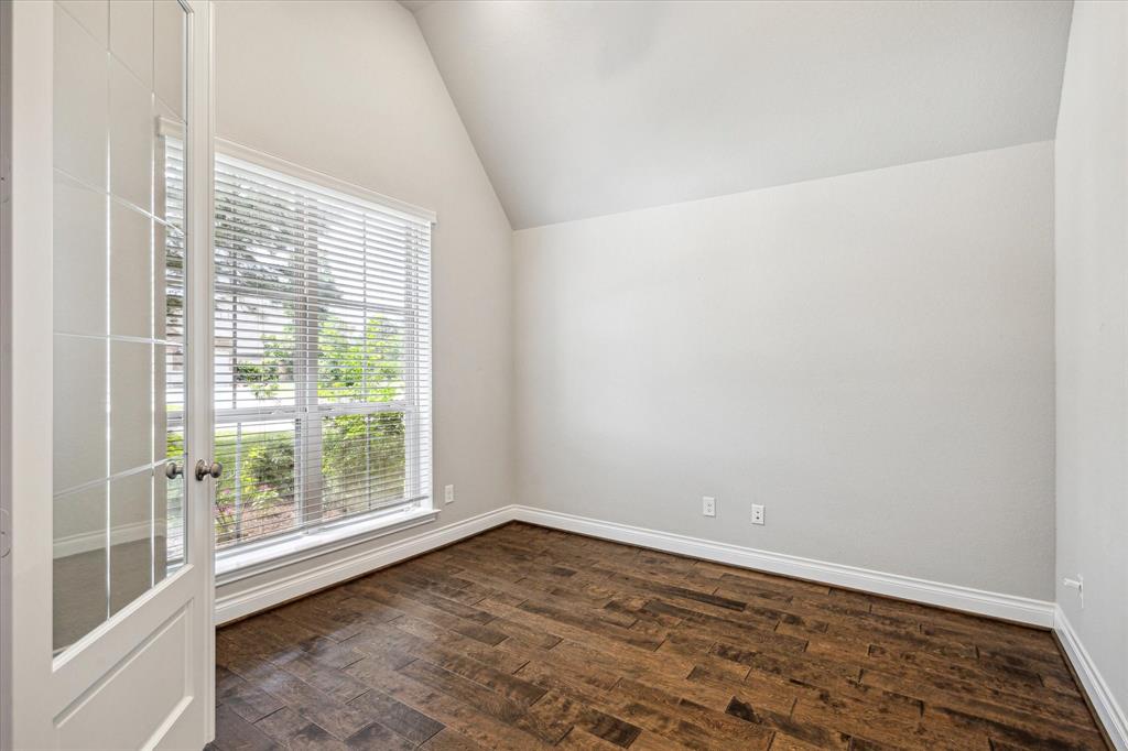 253 Trillium Park Loop, Conroe, Texas image 5