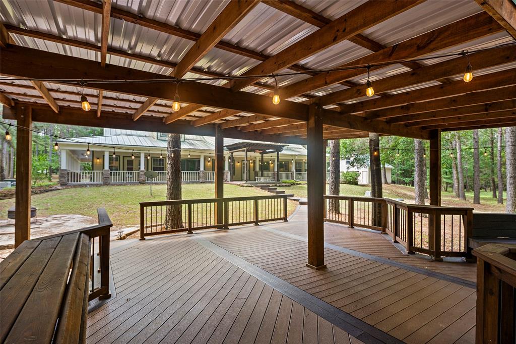 519 Dodge Oakhurst Road, Huntsville, Texas image 44