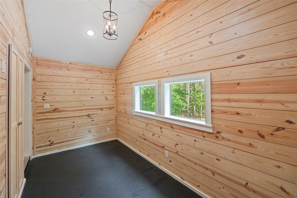 519 Dodge Oakhurst Road, Huntsville, Texas image 34