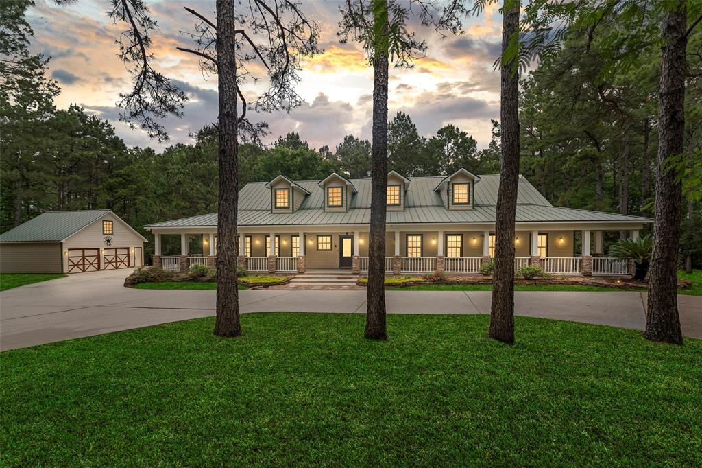 519 Dodge Oakhurst Road, Huntsville, Texas image 1